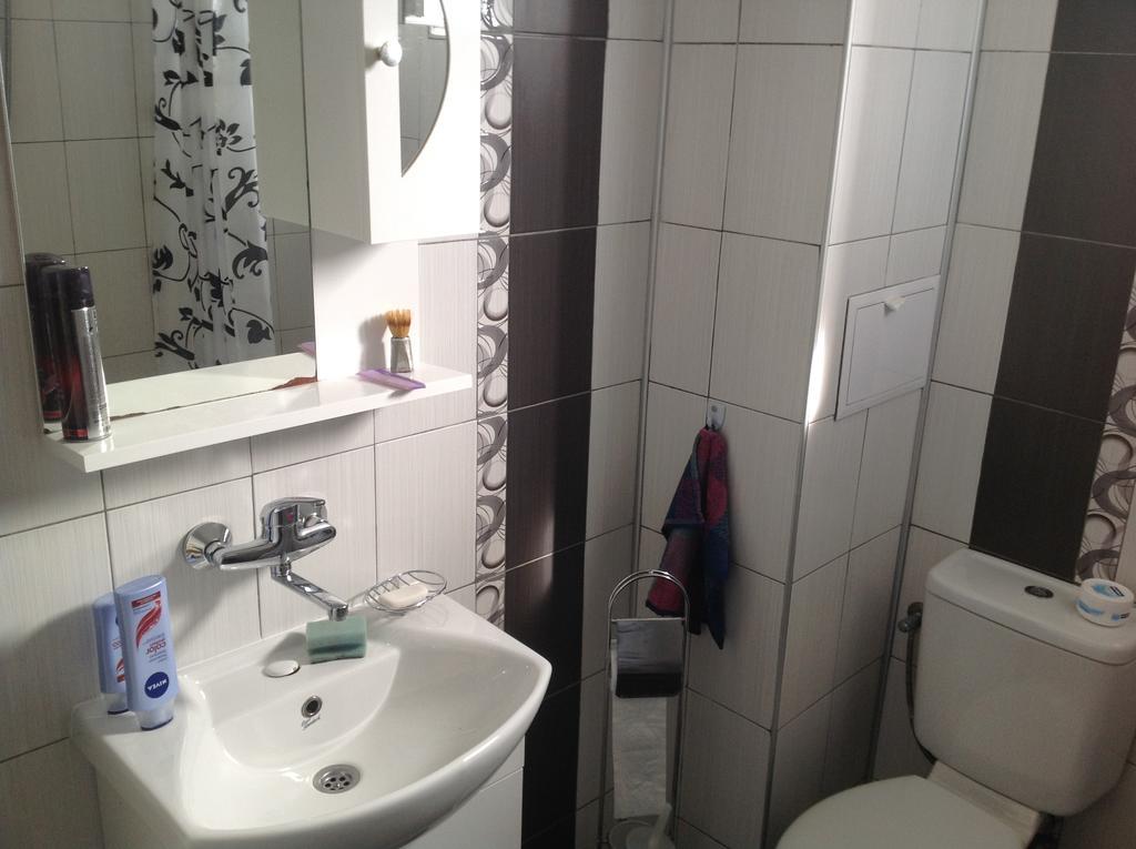 Faina Guest House Rezovo Bagian luar foto