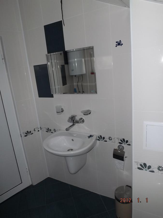 Faina Guest House Rezovo Bagian luar foto
