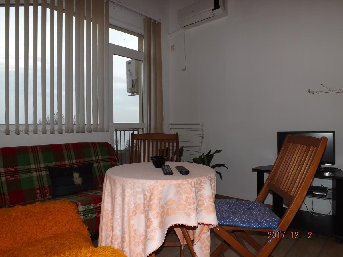 Faina Guest House Rezovo Bagian luar foto